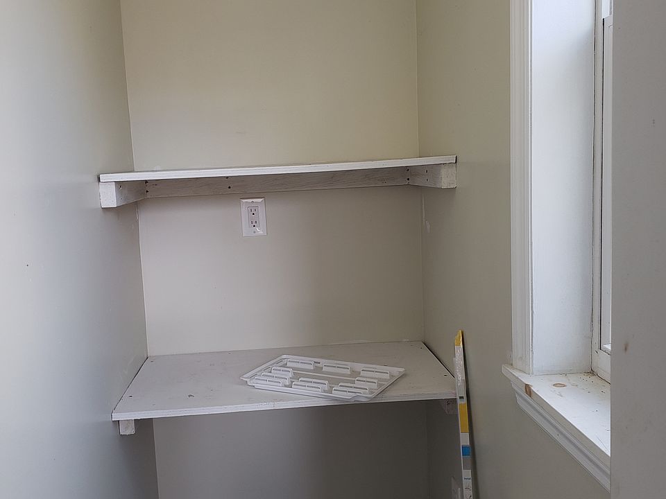 2nd image of 13227 57th Ave Floor 1