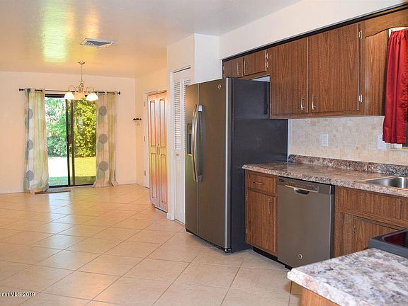 5th image of 2647 Oakdale Ct