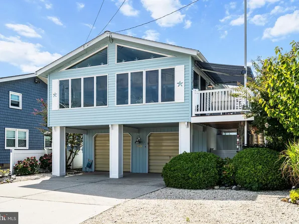 328 W 6th St, Ship Bottom, NJ 08008