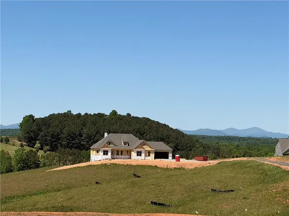 5364 Price Rd, Gainesville, GA 30506