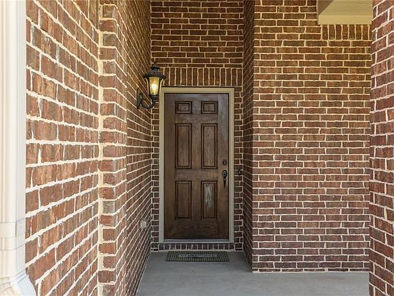 3rd image of 1624 Whistler Dr