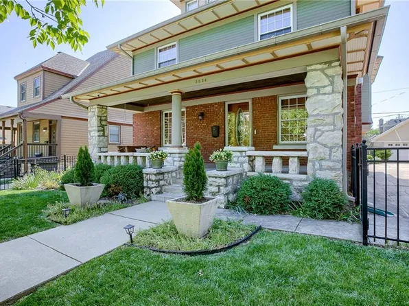 3524 Kenwood Ave, Kansas City, MO 64109