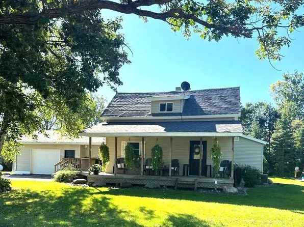 22542 430th Ave, Wannaska, MN 56751