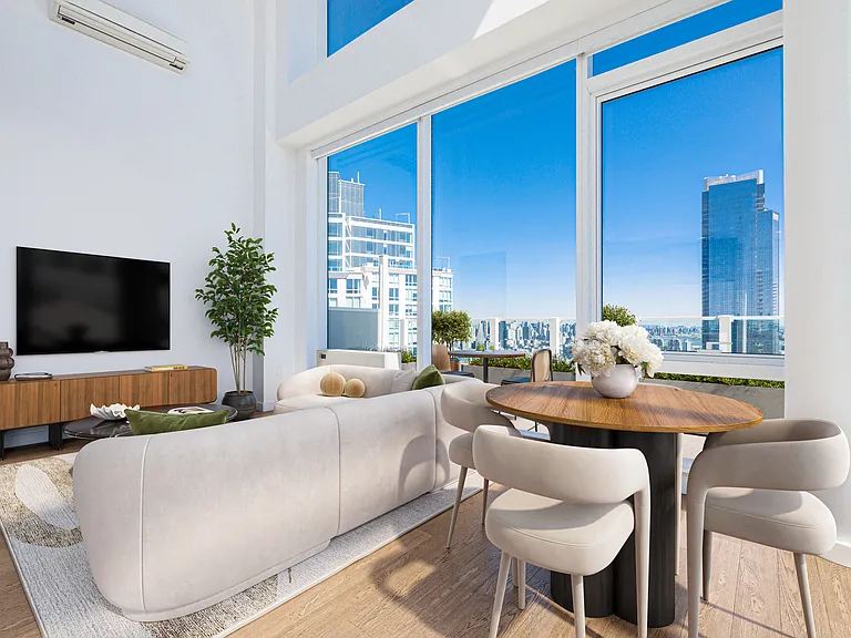 22-44 Jackson Ave #Penthouse 8 — Photo 2