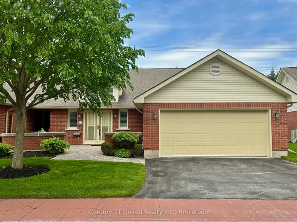 1121 Armour Rd #22, Peterborough, ON K9H 7N8