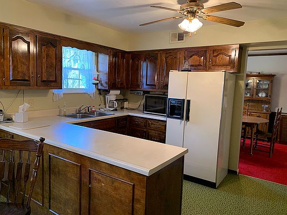 4th image of 405 Glenview Dr