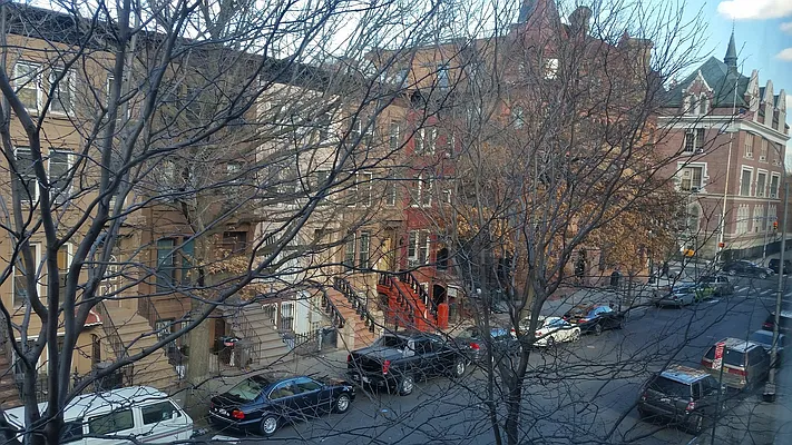 Rented by Corcoran | media 22