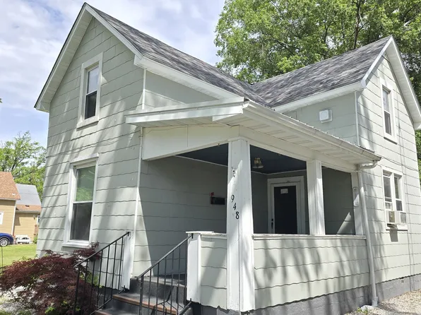 948 E Broadway, Centralia, IL 62801