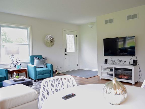 Photos shown are from prior to moving out, it is not a furnished home.