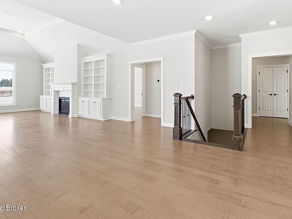 4th image of 11495 Victoria Falls Ln