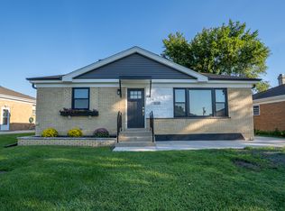 11138 Shaw St, Westchester, IL 60154
