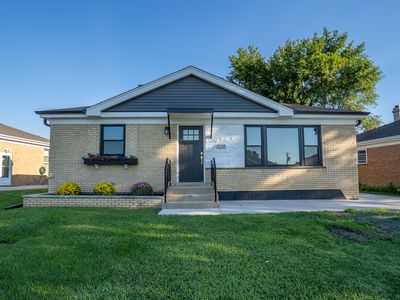 11138 Shaw St, Westchester, IL, 60154