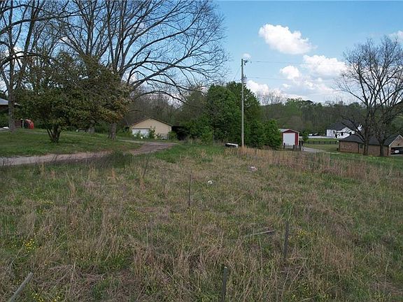 5th image of 6082 Franklin Goldmine Rd