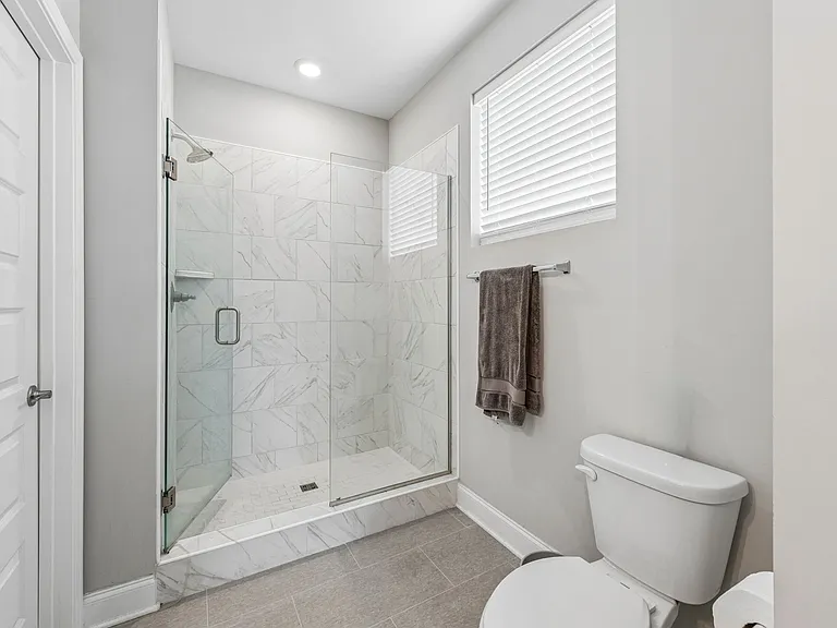 1801 Shadow Green Dr #304 — Photo 22