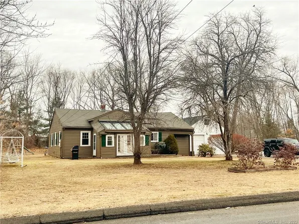 96 Webster Street, Farmington, CT 06085