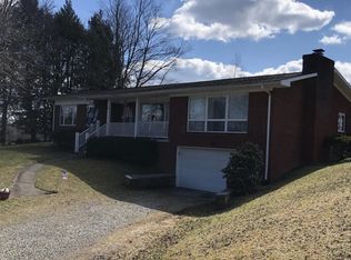 109 Walker Ave, Summersville, WV 26651