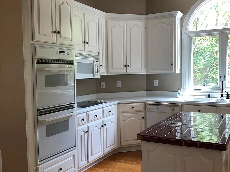 9507 Eastgate Ct — Photo 6