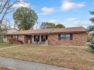 1123 Buckeye Ln, Decatur, IL 62521