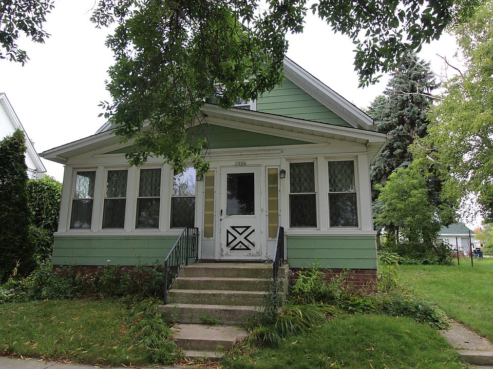 1st image of 1806 Superior Ave
