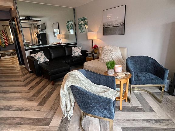 3rd image of 3901 N Ocean Blvd #105