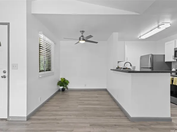 95-510 Wikao St APT F206, Mililani, HI 96789