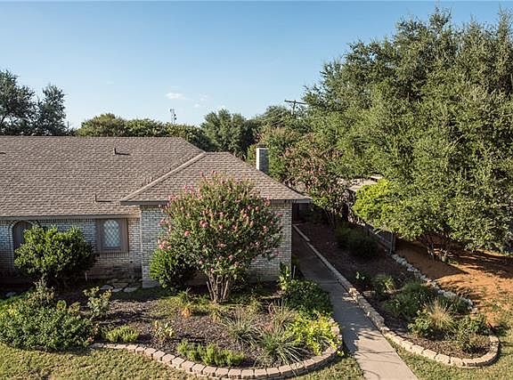 2nd image of 4001 San Mateo Dr