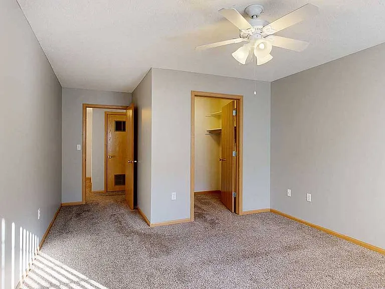 Northbrook Apartments — Photo 133
