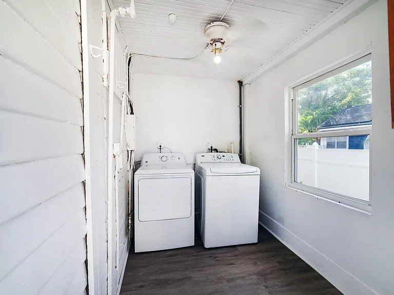 Shared washer and dyer