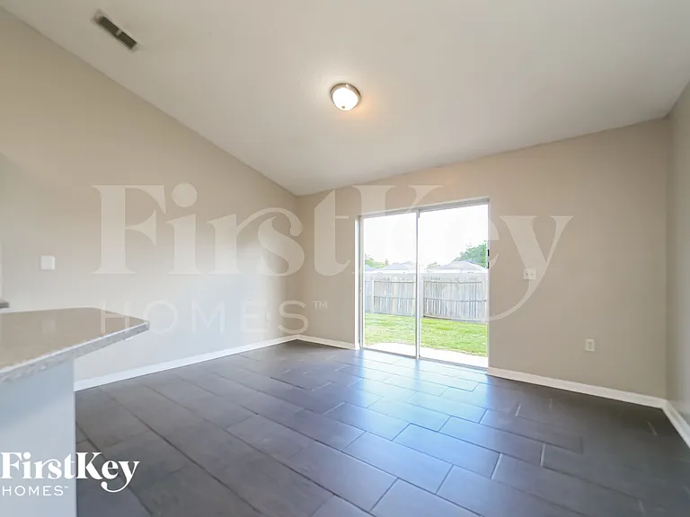 3413 Alec Dr — Photo 4