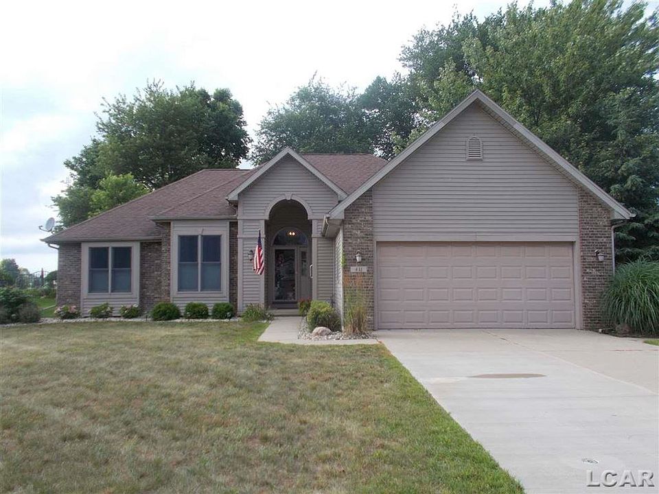 1st image of 411 W Caneel Dr