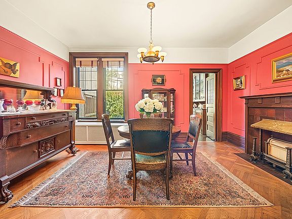 5th image of 14 Fuller Pl