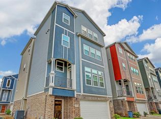 2105 Oatfield Dr, Houston, TX 77018