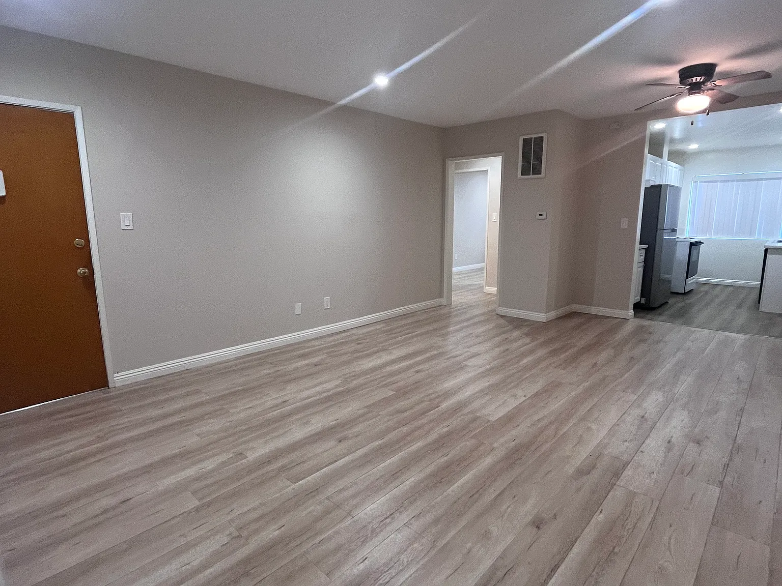 1 bed, $2,050 — Photo 3