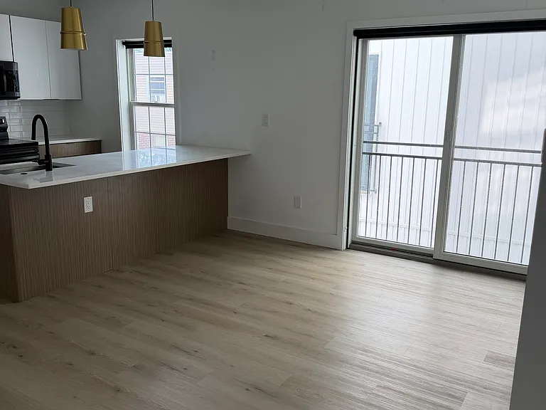 1103 S 47th St #2A — Photo 1