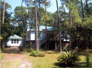 1112 Narbonne Pl, Dauphin Island, AL 36528