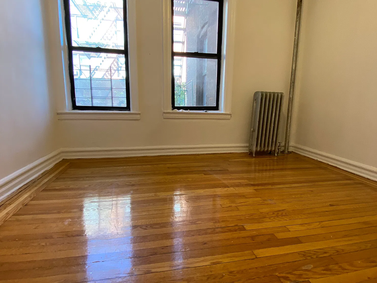 1 bed, 825 sqft, $1,990 — Photo 3
