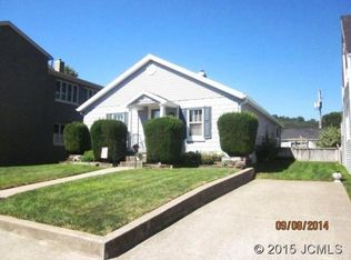 906 W 2nd St, Madison, IN 47250