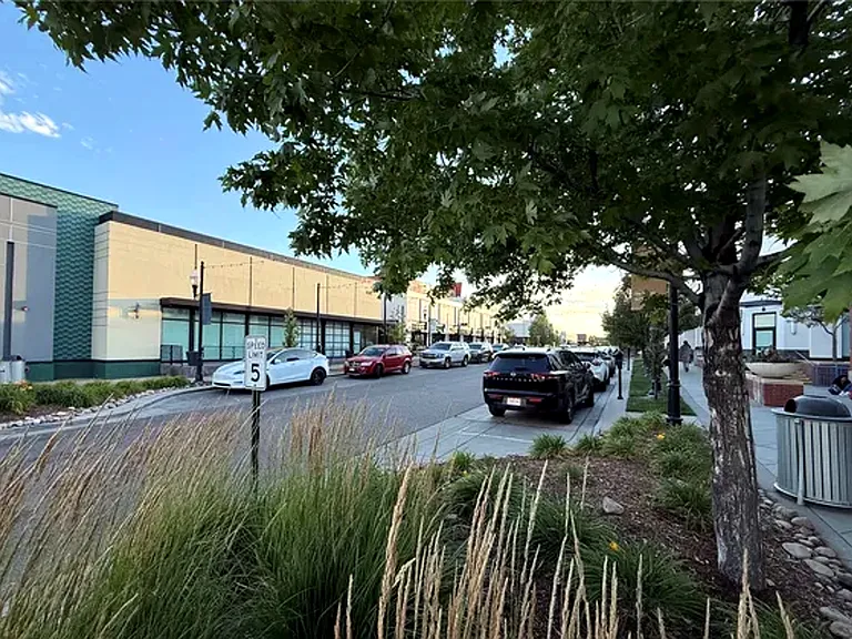 5255 Memphis St #207 — Photo 42