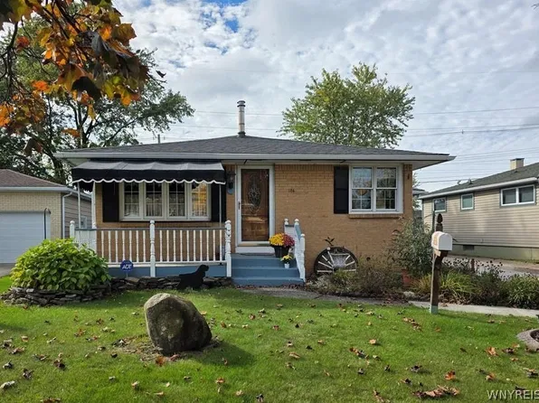 186 Lou Ann Dr, Depew, NY 14043
