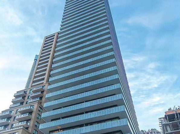 50 Charles St E #1803, Toronto, ON M4Y 0C3