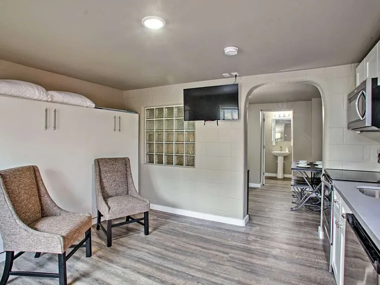 10625 E Trent Ave — Photo 6