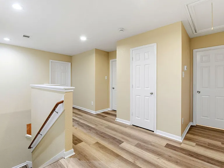 1230 Grassy View Dr — Photo 24
