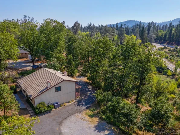 17777 Ranchera Rd, Shasta Lake, CA 96019