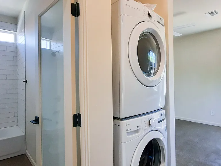347 W Roma Ave — Photo 5
