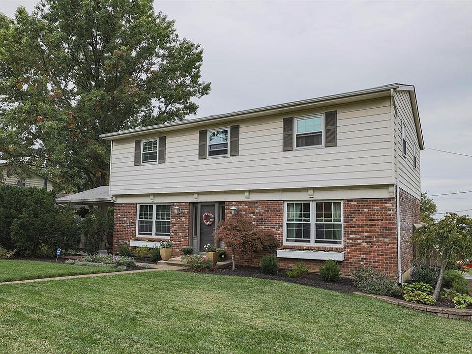 1st image of 3927 Bainbridge Dr