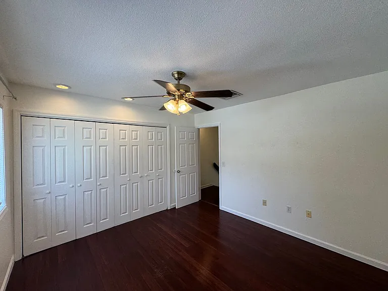 6061 Windhover Dr #10-D10 — Photo 21