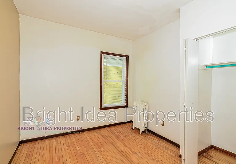 2104 Emerson Ave S #2 — Photo 27