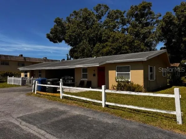 3534 Dahlia Pl, Largo, FL 33771