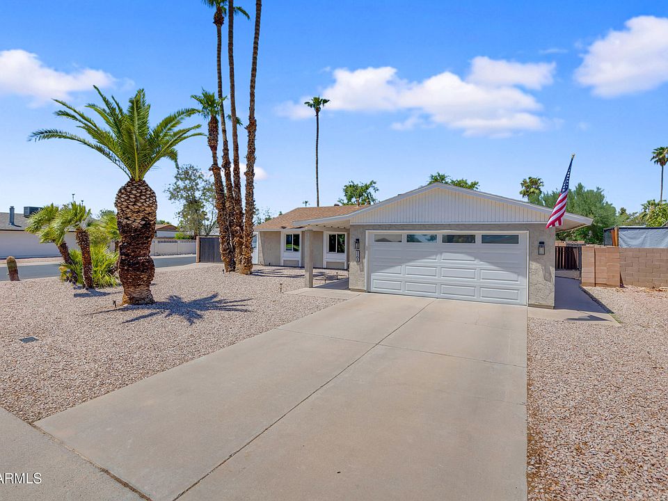 1st image of 1106 E FREMONT Drive