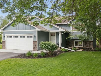 7311 Trotters Cir, Chanhassen, MN, 55317
